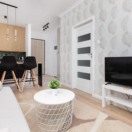 Starowiejska Apartment With Balcony Next To Arena Gdansk Stadium By Noclegi Renters Ngoại thất bức ảnh